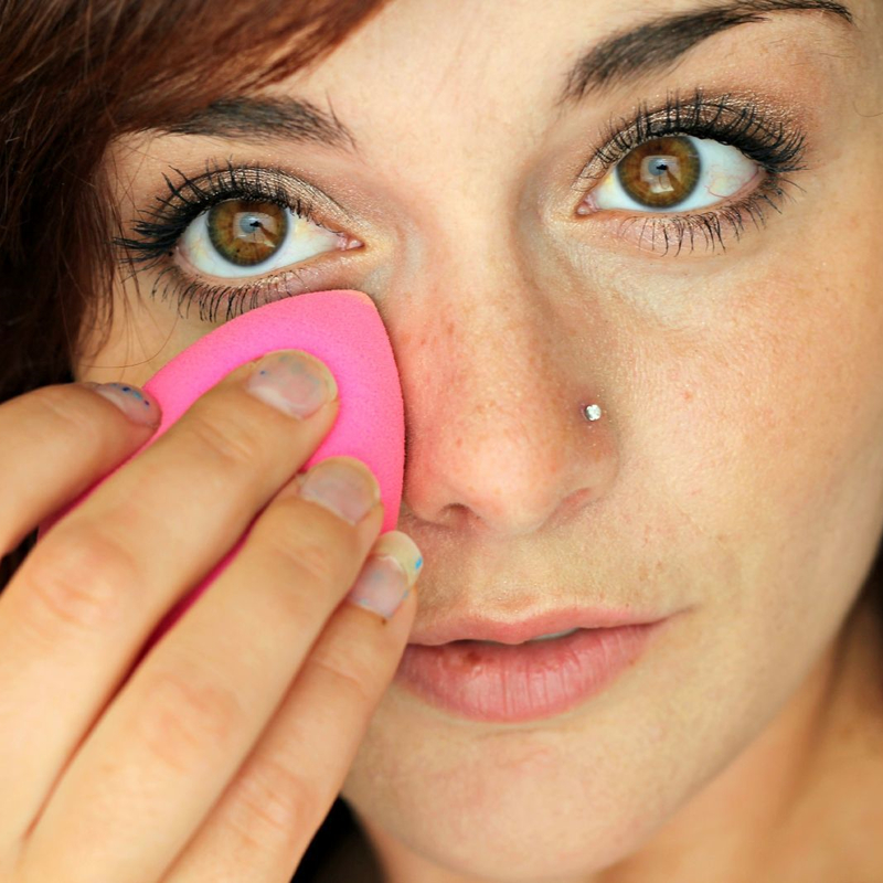 BEAUTY BLENDER 02