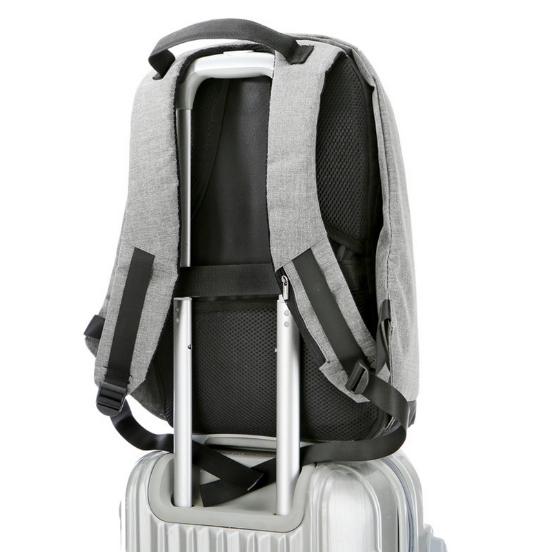 BOBBY COMPACT 07